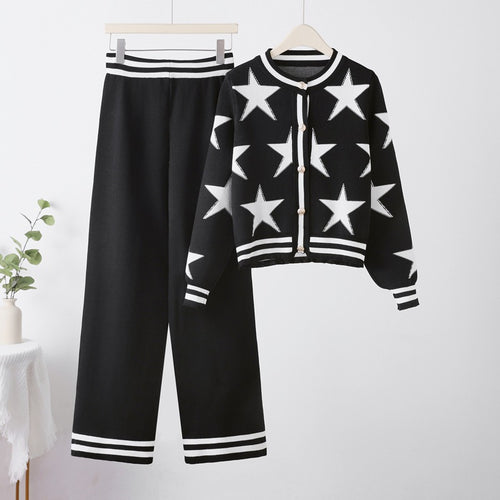 Knitted loungewear set with star patterns and contrasting details for ladies Lune London