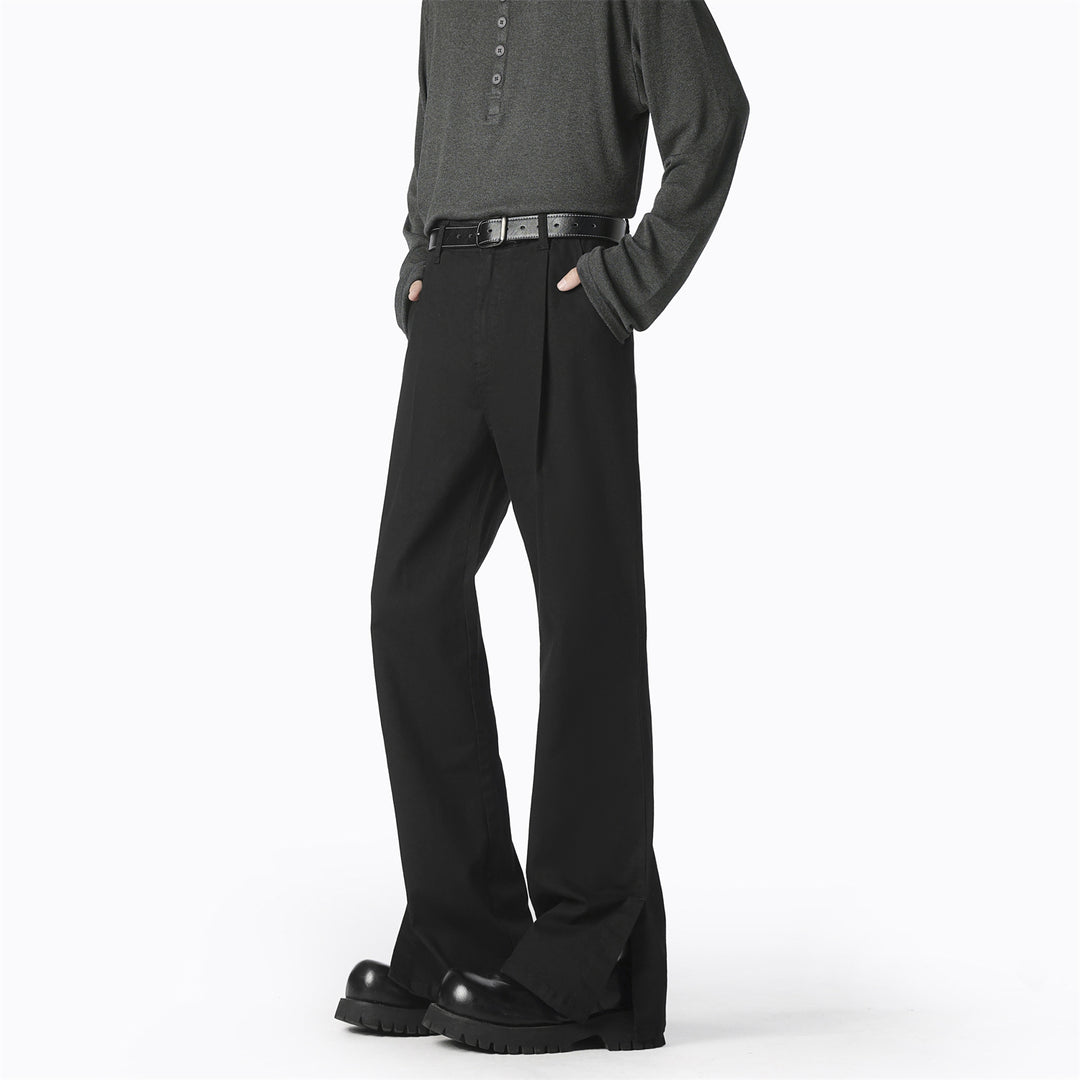 Elegant casual pants for women, wide, with fine pleats and high-quality materials Lune London