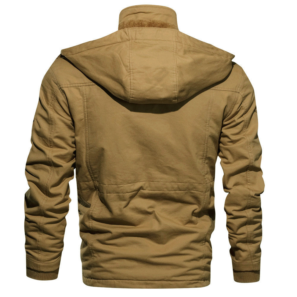 Functional jacket for men with padded interior and practical pockets Lune London