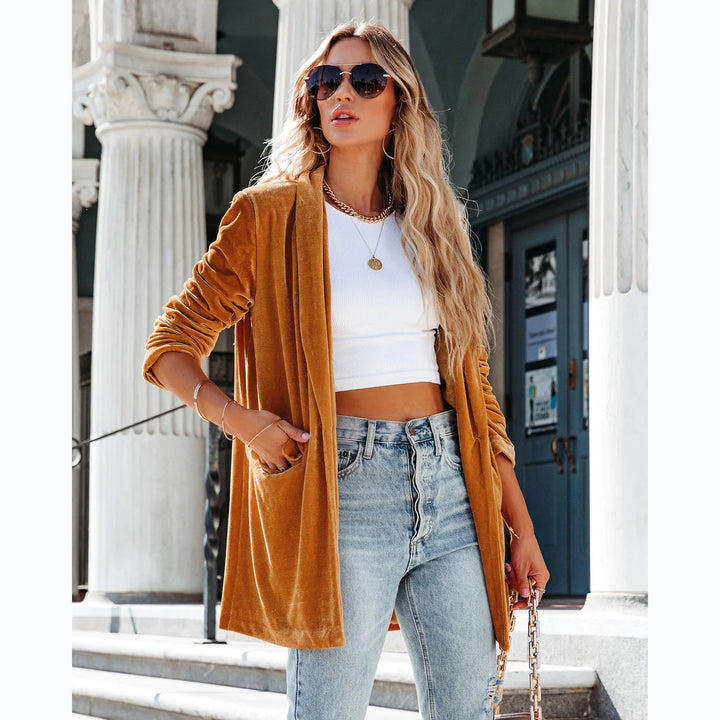 Women's Elegant Velour Cardigan with Casual Cut and Practical Pockets Lune London