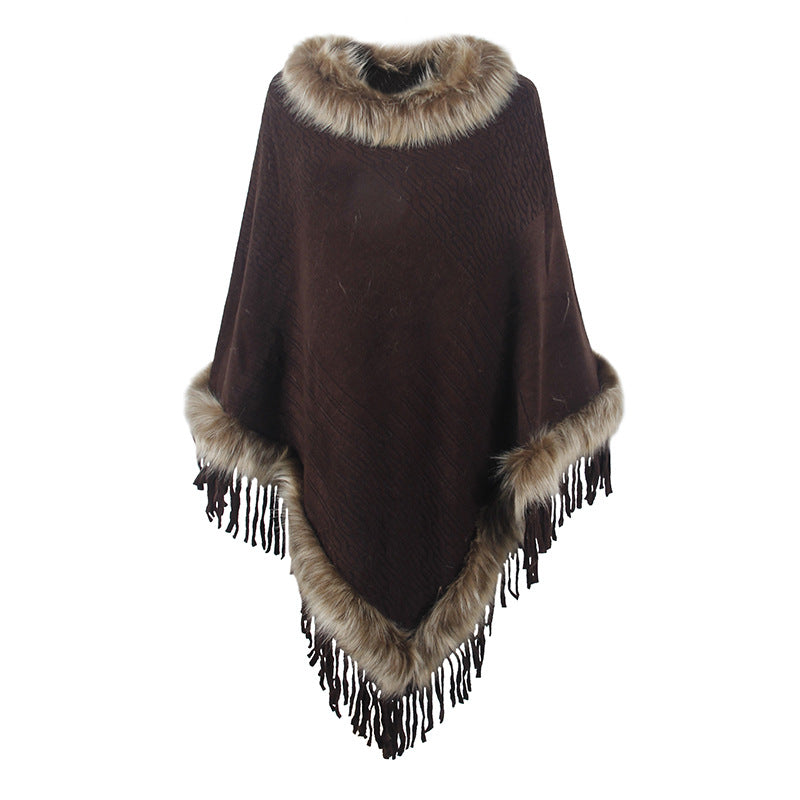 Ladies elegant poncho with luxurious faux fur collar and decadent fringes Lune London