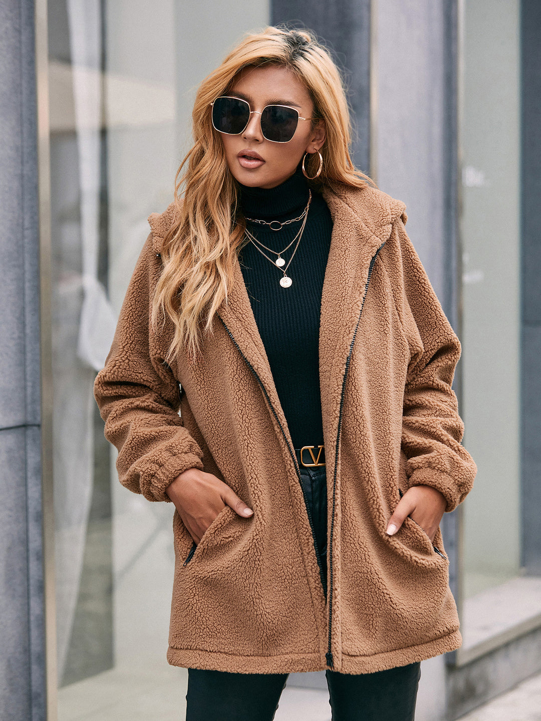Fleece teddy jacket for women with practical pockets and high collar Lune London