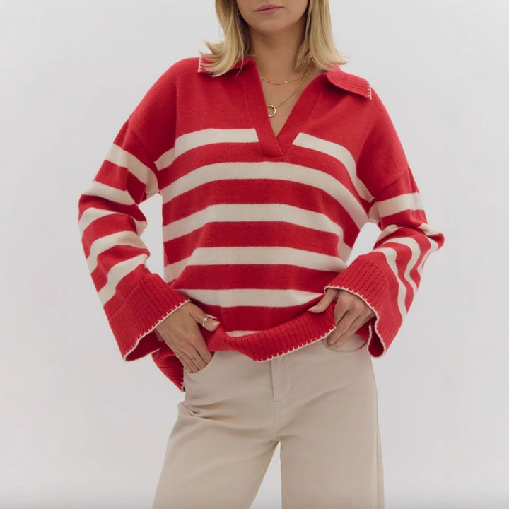 Pull en tricot élégant pour femmes avec décolleté en V et motif à larges rayures Chic & Stil