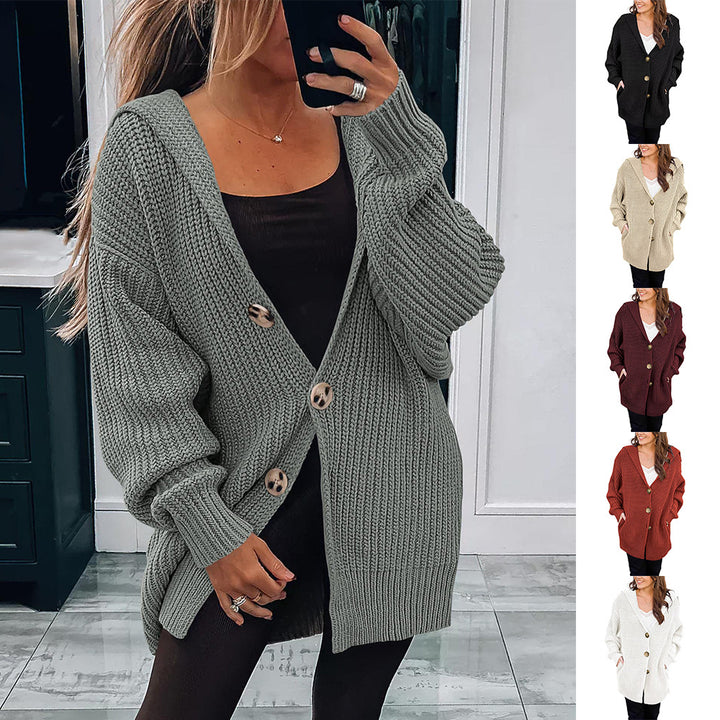 Thick knit jacket for women with an oversized fit and stylish wooden buttons Lune London