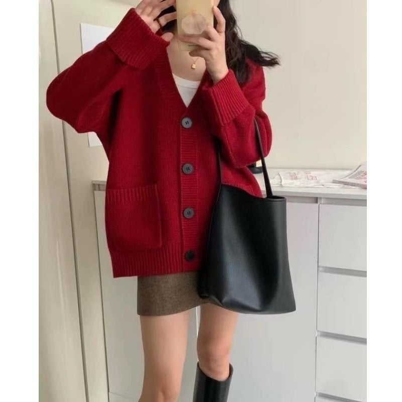 Cardigan Femme Confortable avec Décolleté en V Profond et Grandes Poches Chic & Stil