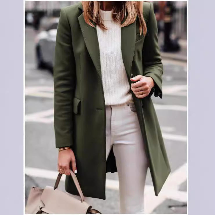 Elegant women's coat, fitted, made of high-quality fabric Lune London