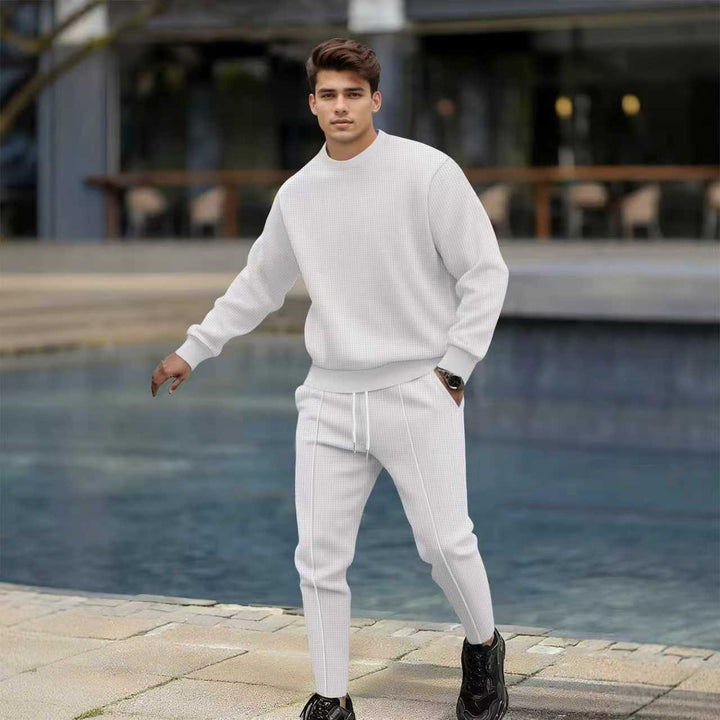 Trendy men's jogger set with textured top and slim-fit pants Lune London