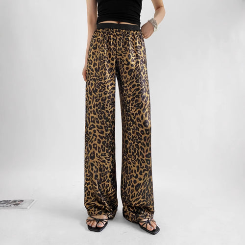 Elegant leopard pants for women Lune London