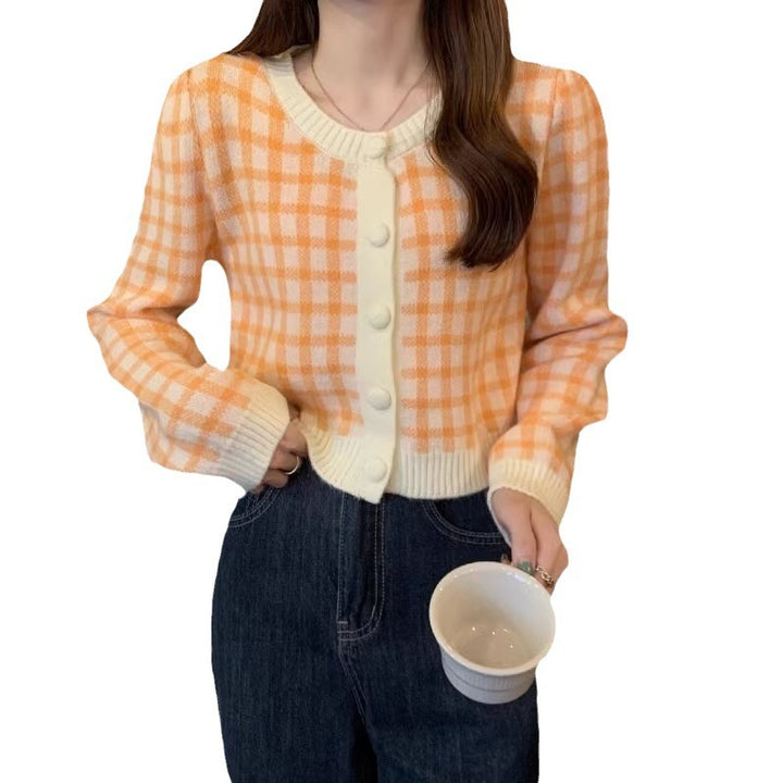 Short knitted jacket for women with checked pattern and buttons Lune London