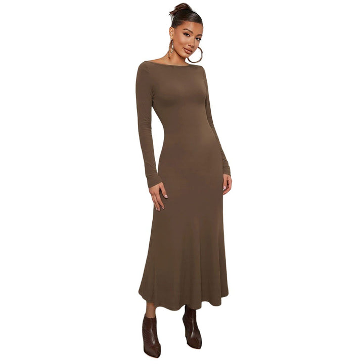 Robe midi à manches longues pour femmes avec un élégant col rond et un ourlet flottant Chic & Stil