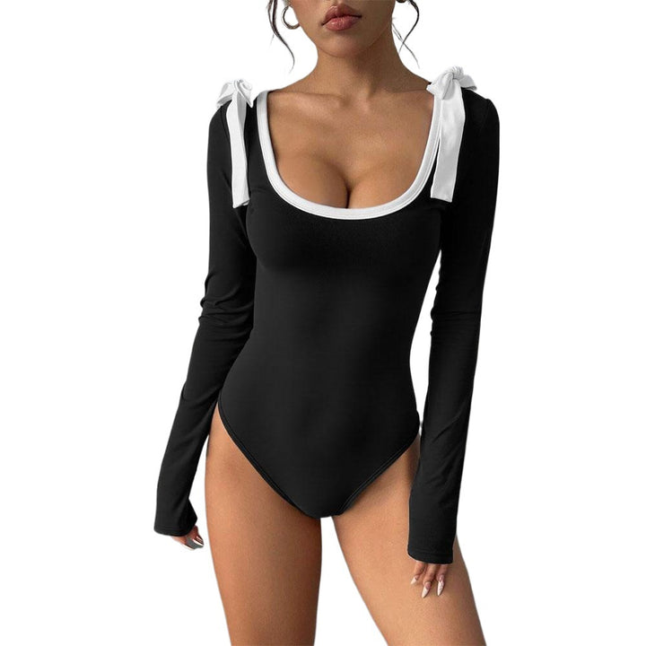 Chic & Stil long sleeve women's body with decorative knots