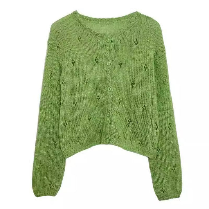 Cardigan pour femmes avec un motif floral délicat et des boutons élégants Chic & Stil
