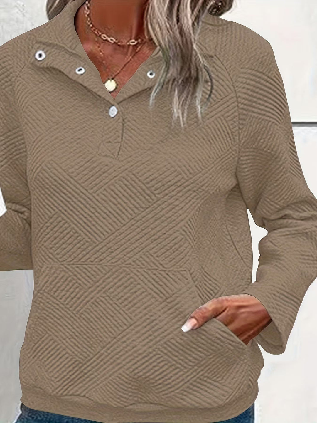 Sweatshirt matelassé pour femmes avec fermeture éclair complète et poches pratiques Chic & Stil
