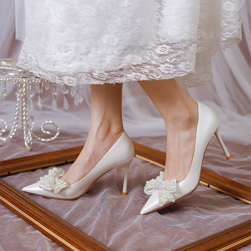 Lune London | Women's High-Quality Wedding Pumps with Pearl Appliqué and Sophisticated Bow Detail