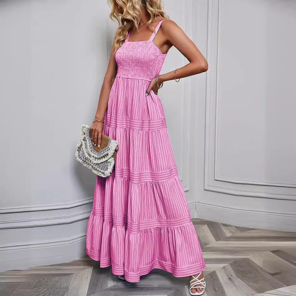 Maximalist pleated dress for women with elastic top and voluminous skirt Chic & Stil