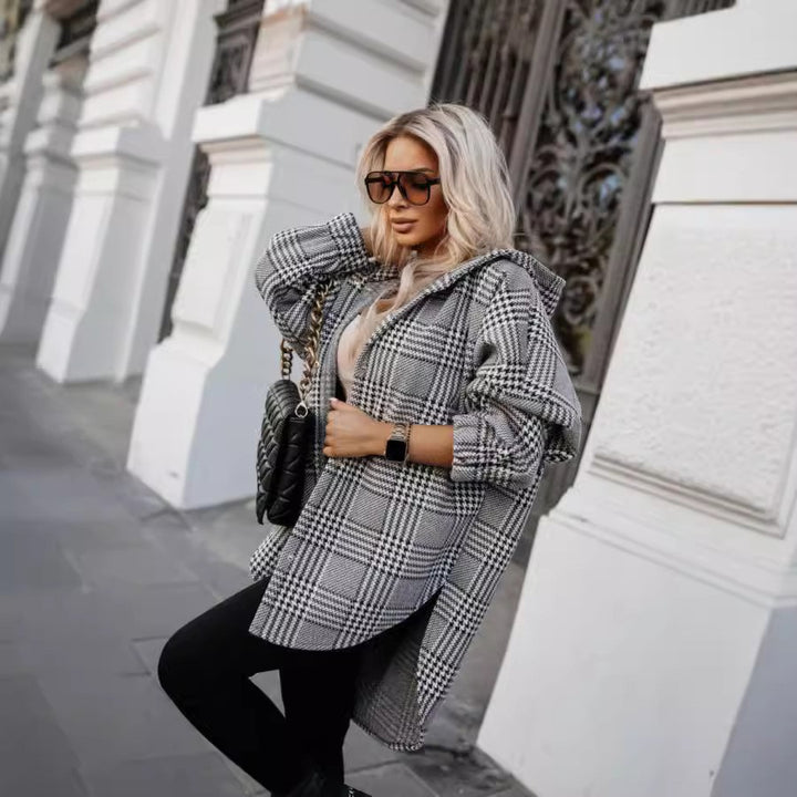Oversized plaid shirt women with hood Lune London