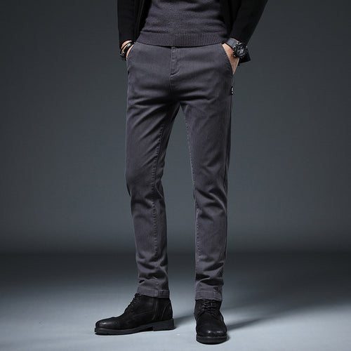 Slim-fit leisure pants for men with elastic waistband and practical pockets Lune London