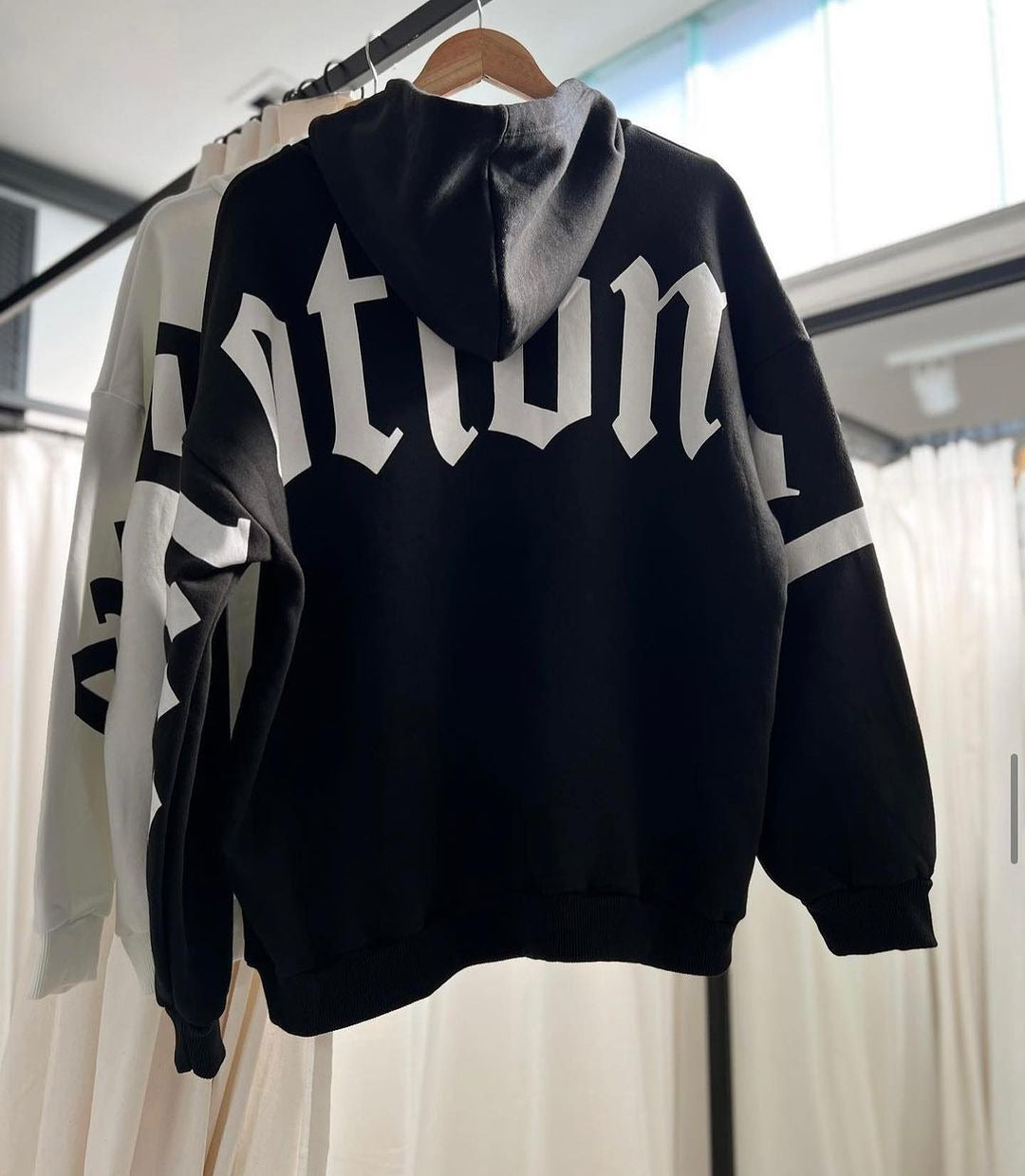 Oversized hoodie for women with an exceptional inscription Lune London