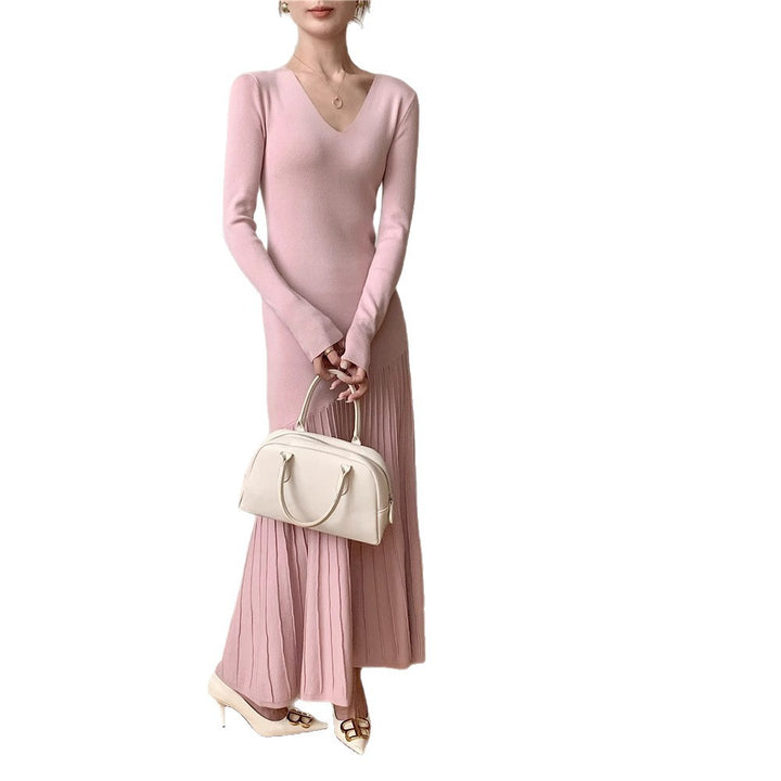 Maxi dress for women with V-neck and pleated skirt design Lune London