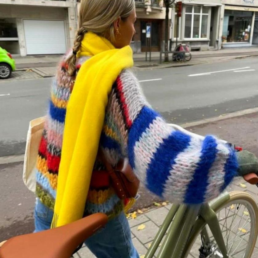 Women Chunky Knit Sweater with Colorful Cable Pattern and Loose Fit Lune London