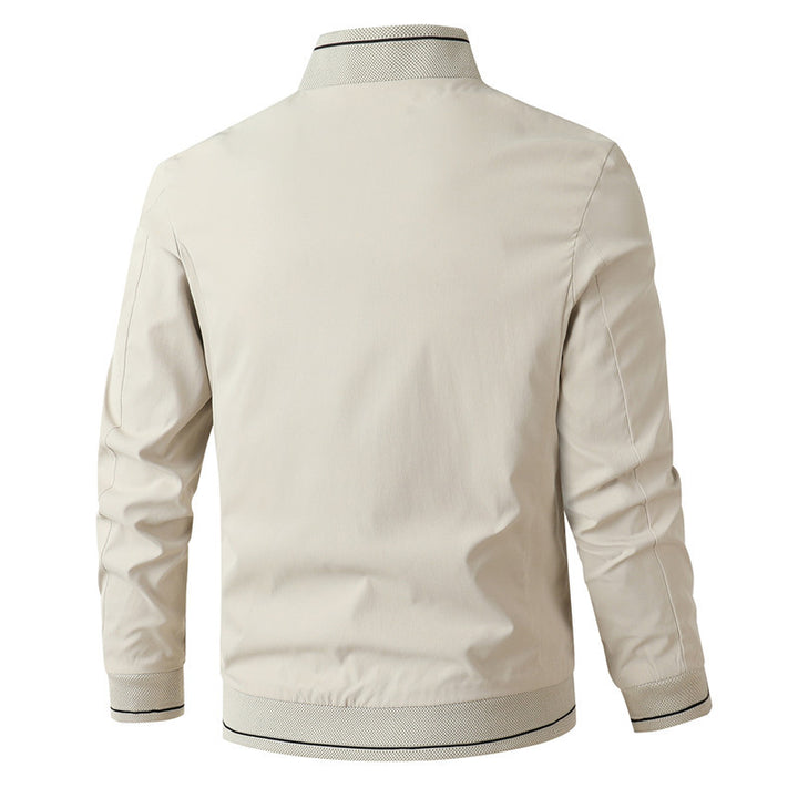 Sporty transitional jacket for men with a stylish high collar Lune London