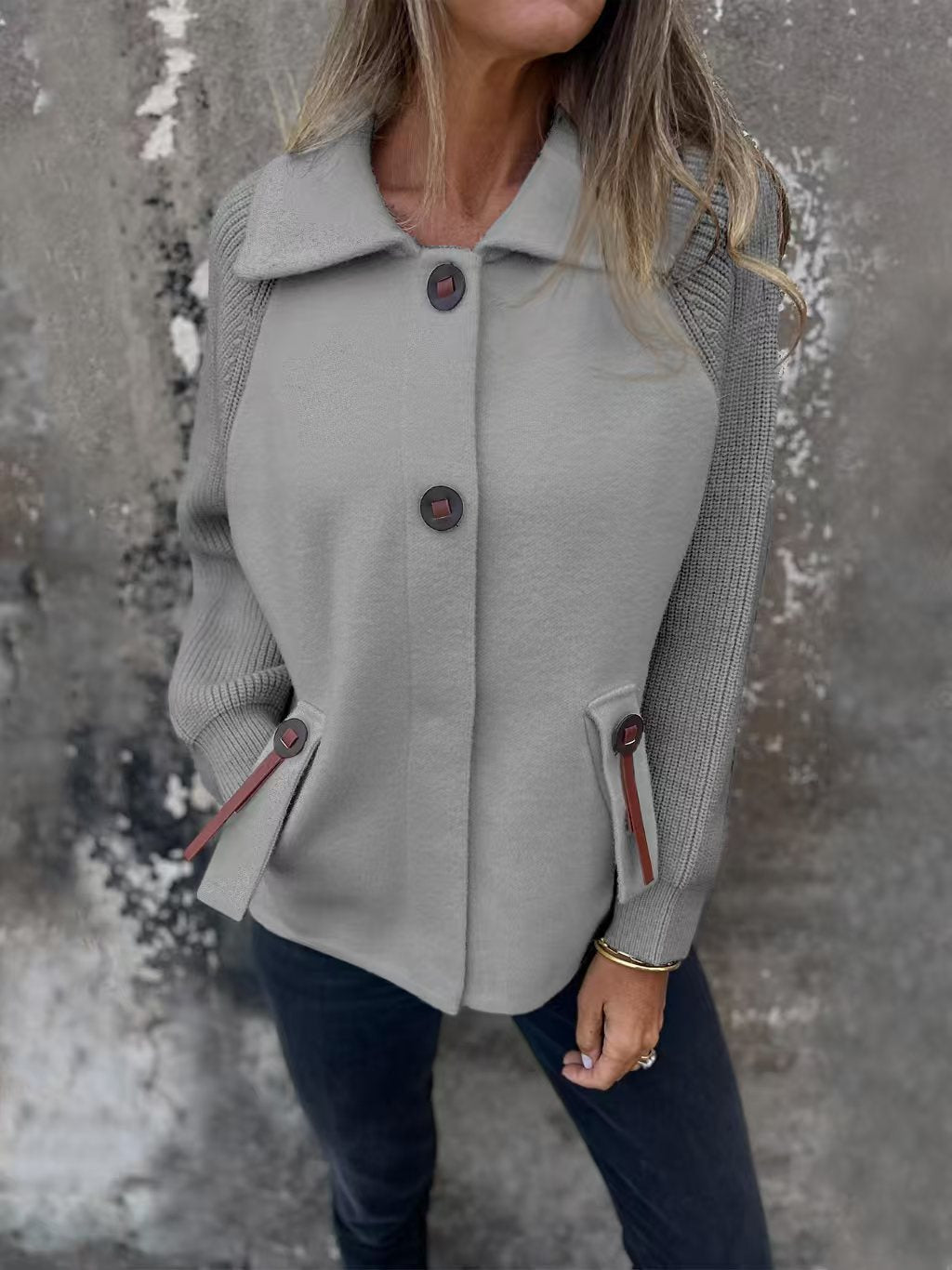 Women’s leisure jacket with structured design and practical pockets Lune London