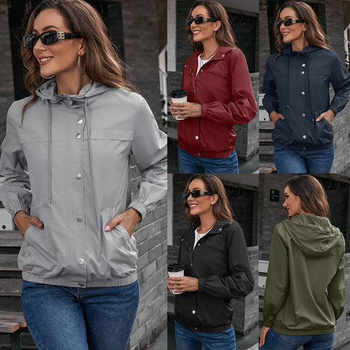 Ladies lightweight transition jacket with trendy hood design and practical pockets Lune London