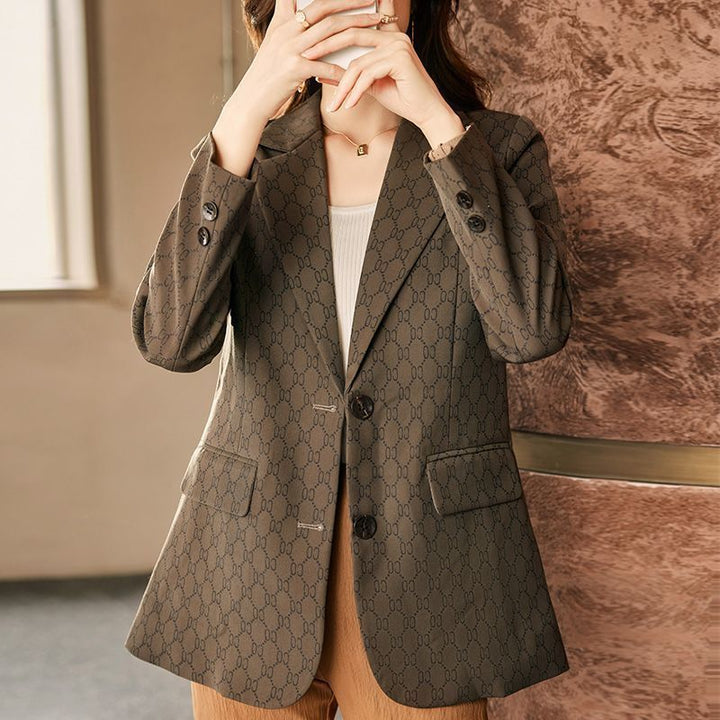 Blazer féminin à la mode au design élégant Chic & Stil