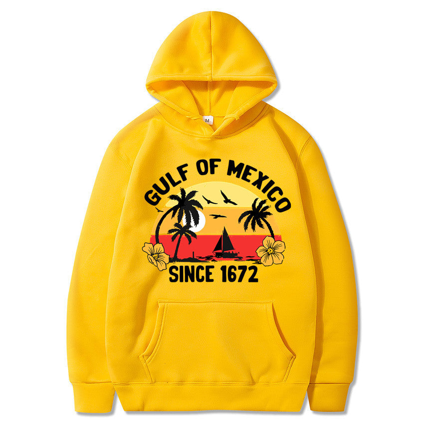 Women's hoodie with creative beach motif and high-quality fabric Chic & Stil