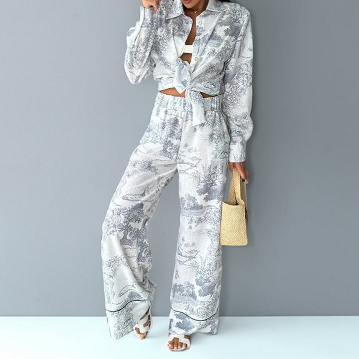 Women's Elegant and Comfortable Pajama Set with Unique Floral Design Lune London