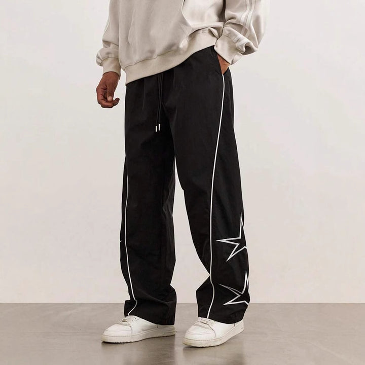 Sport leisure pants for men with chic and stylish side appliqués