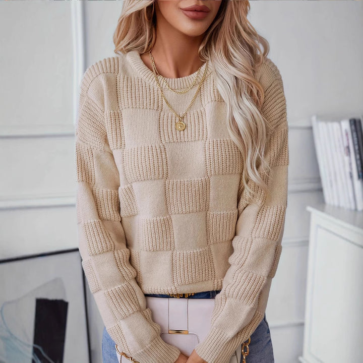 Women's sweater with a modern square design Lune London