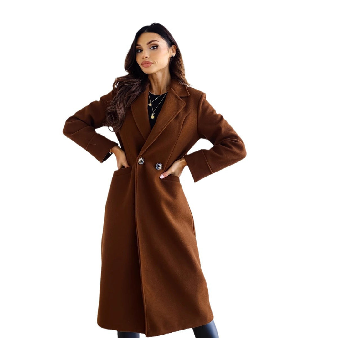 Elegant wool coat for women with classic lapels and timeless design Lune London