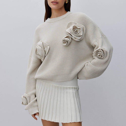 Women's plush sweater with decorative rose appliqués Lune London