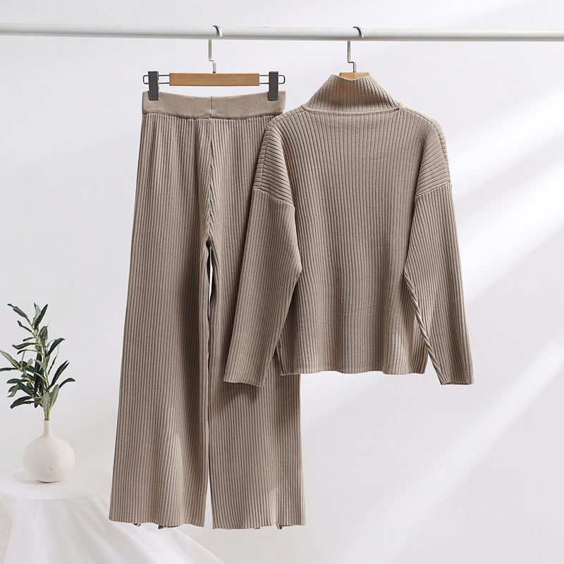Casual knit set for women with a high collar and side slits Lune London