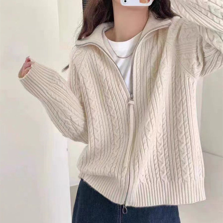 Cardigan pour femmes avec fermeture éclair et motif en cable céleste Chic & Stil