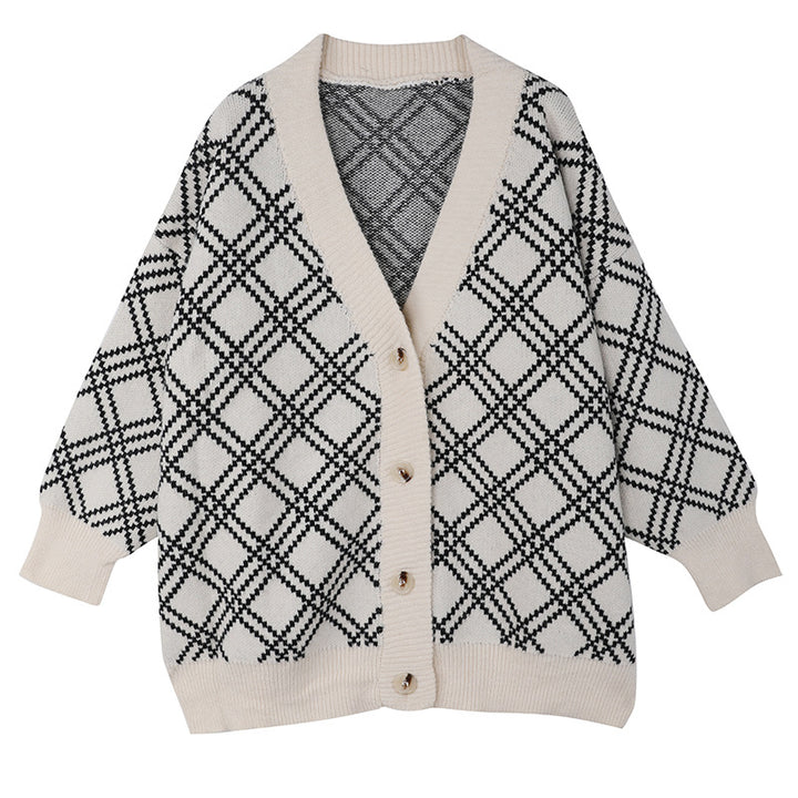 Ladies comfortable cardigan with classic plaid pattern and wooden buttons Lune London