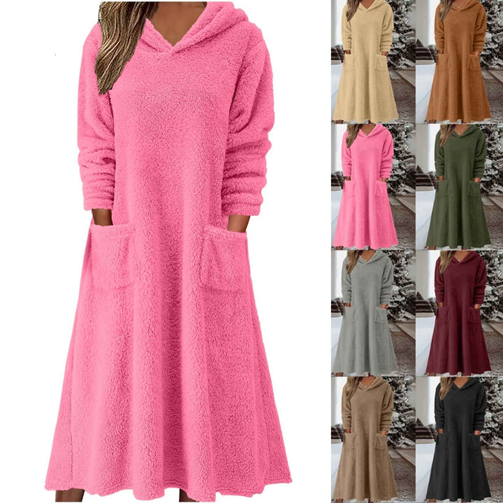 Comfortable polar dress for women with hood and practical pockets Lune London
