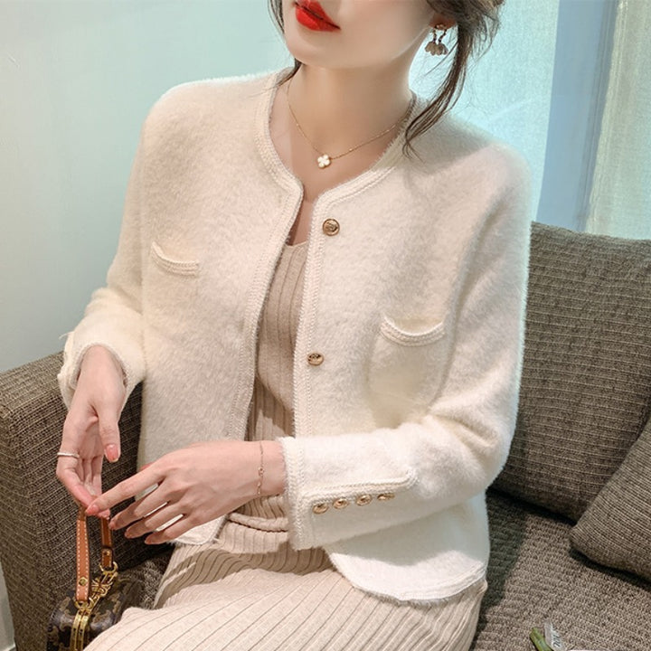 Elegant knitted jacket for women with gold buttons Lune London