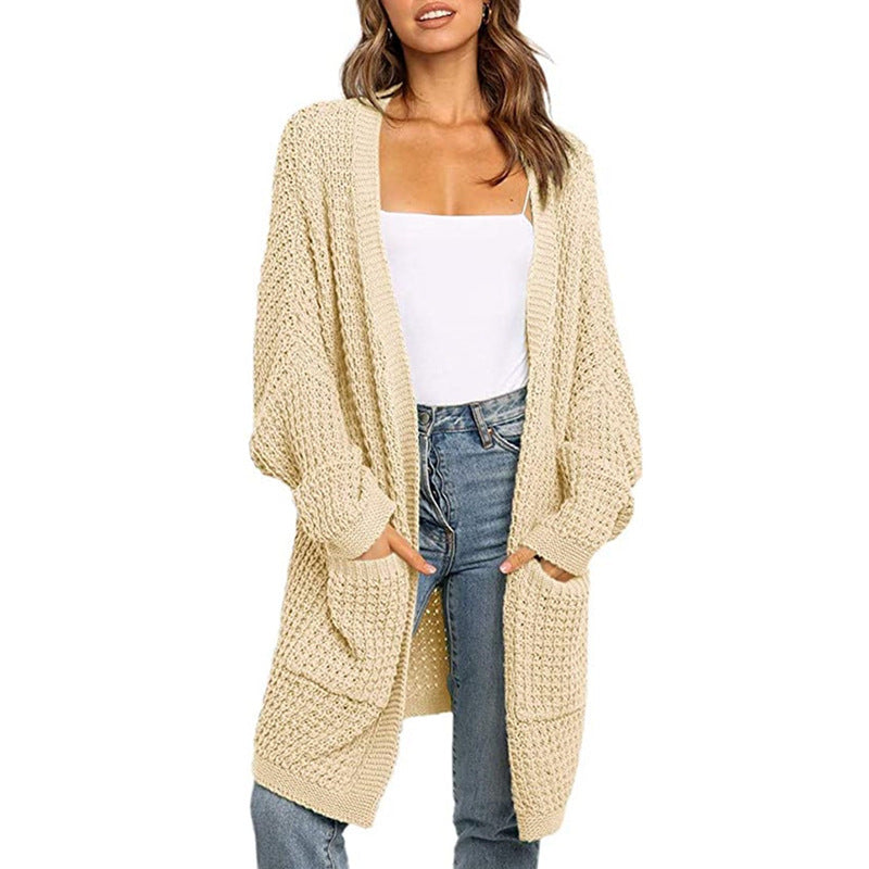 Knitted cardigan for women with a relaxed fit and pockets Lune London