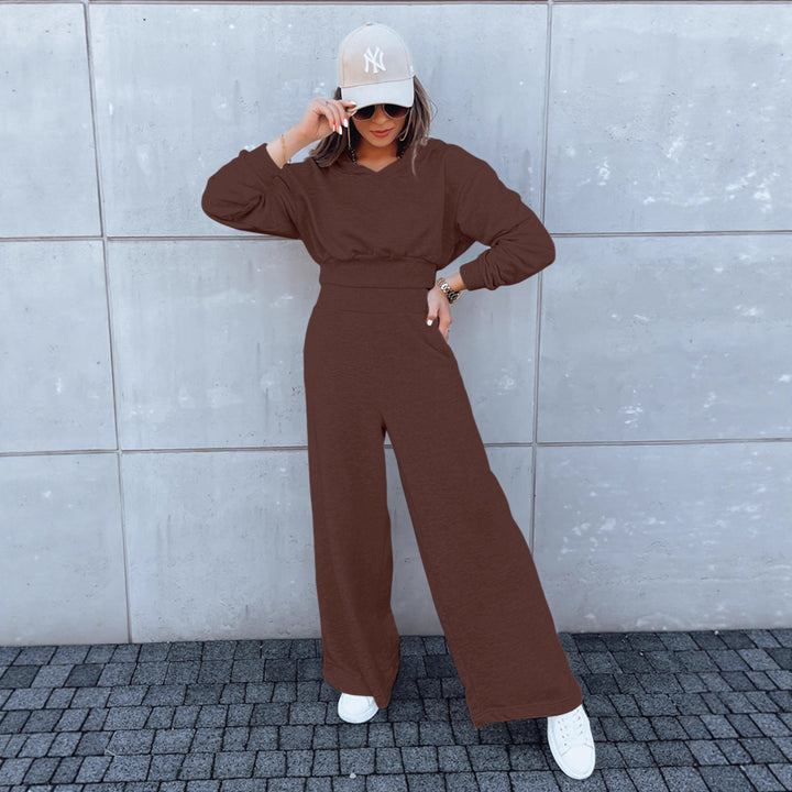Combinaison décontractée pour femmes avec jambes larges et capuche pratique Chic & Stil