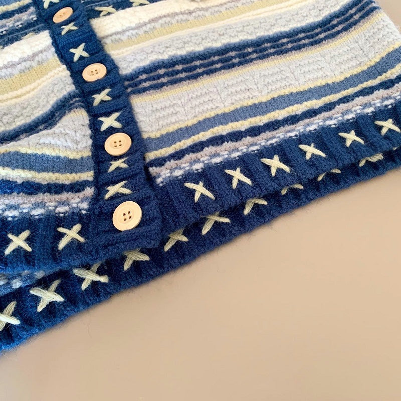 Ladies cardigan with unique pattern Lune London