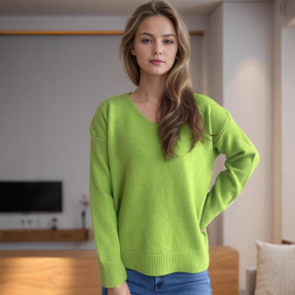 Pull confortable pour femmes à col en V en tissu tricoté doux Chic & Stil