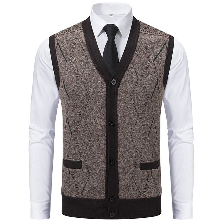Men's Fashionable Knitted Vest with Sophisticated Patterns and Practical Pockets Lune London