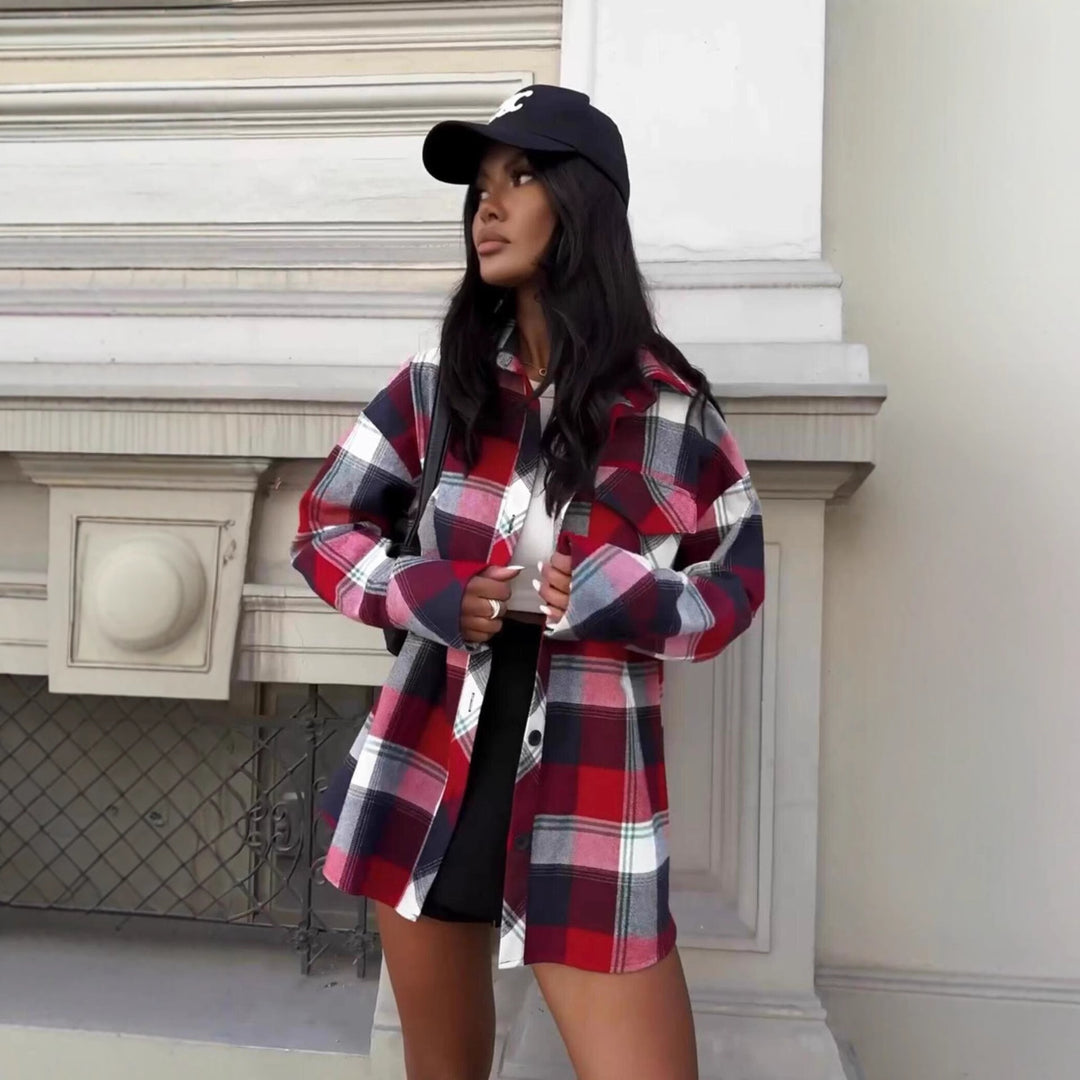 Plaid overshirt jacket for women in high-quality cotton blend with a relaxed fit Lune London