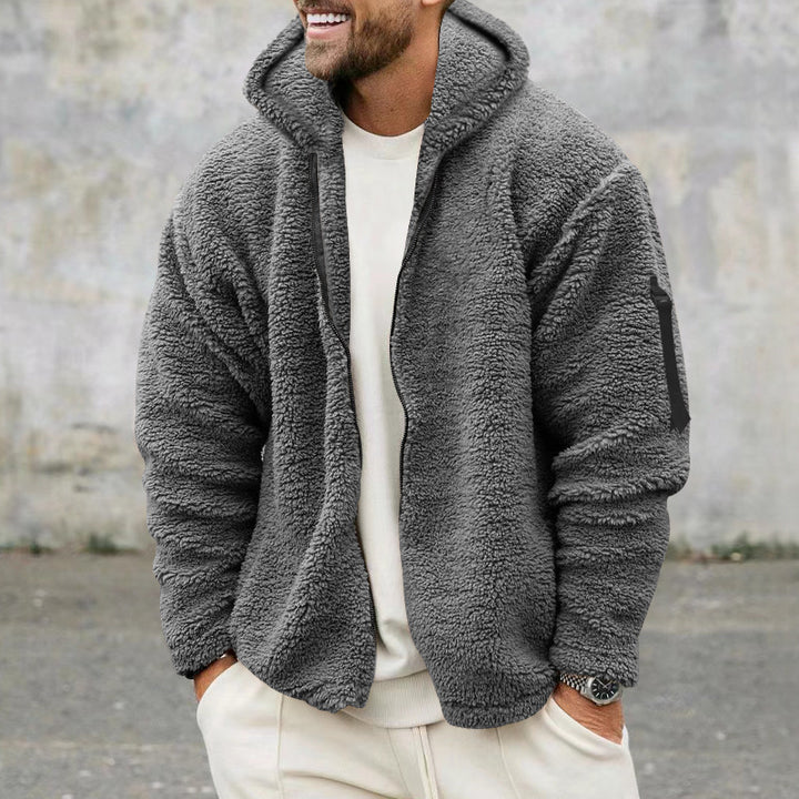 Cozy fleece jacket for men with hood and practical zippered pockets Lune London