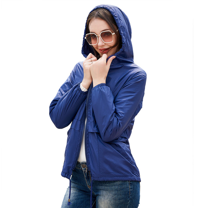 Women's sporty windbreaker jacket with adjustable hood and elastic cuffs Lune London