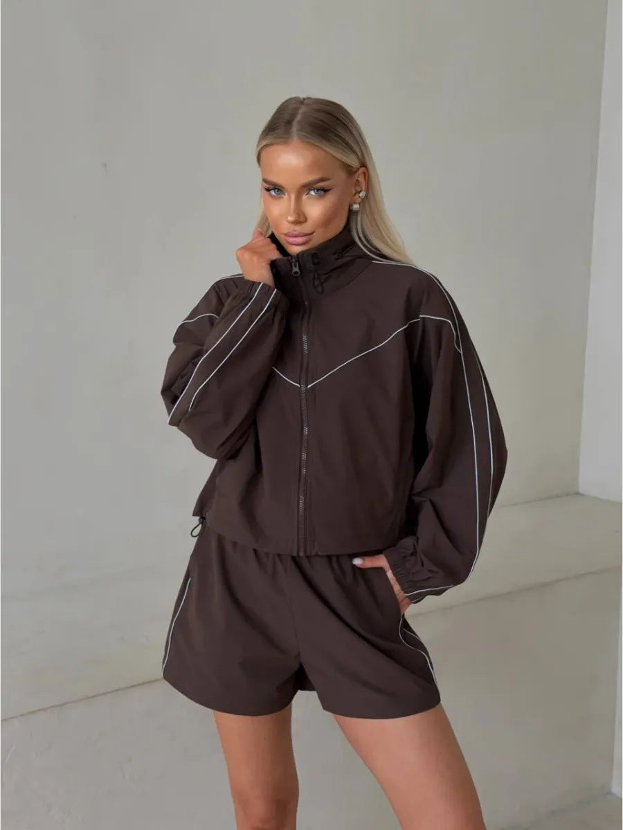 Sport leisure set for women with high collar jacket and Lune London shorts