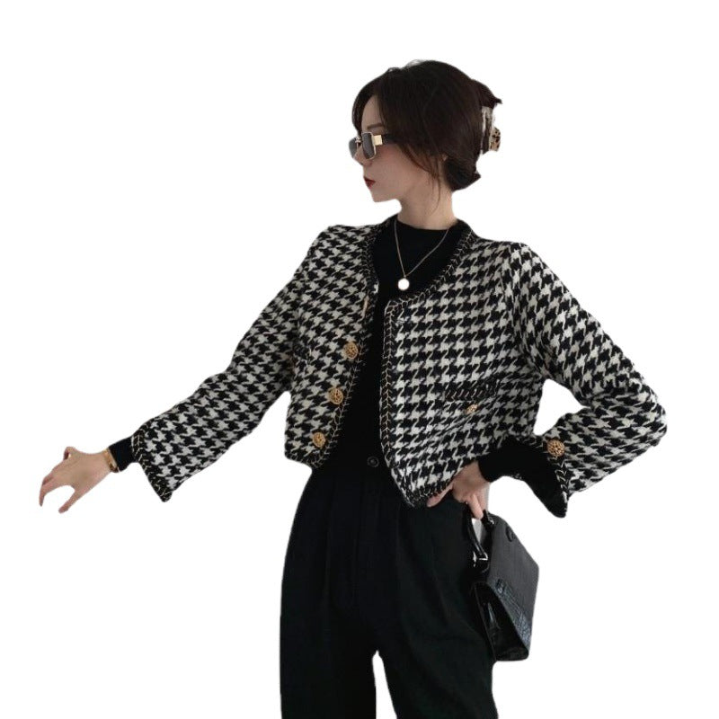 Designer jacket for women in houndstooth design with golden buttons Lune London