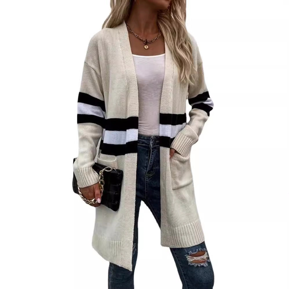 Knit jacket for women with modern stripes Chic und Stil
